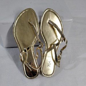Ria NEW Summer Gold Flat Sandals Size 8